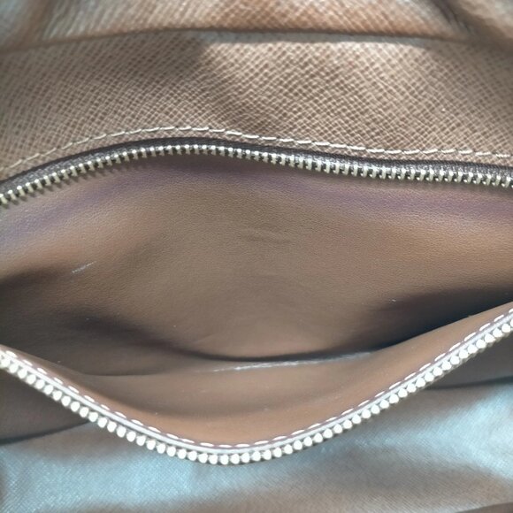 Authentic Louis Vuitton Trocadero 27 Brown Monogram Crossbody mn643-112725 - Picture 13 of 16